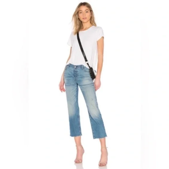 Nili Lotan Boyfriend Jeans in Venice Wash. Size 30